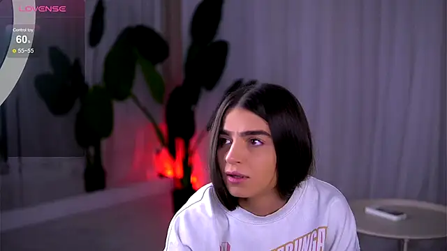 Snapshot of PureEllieX chatting on 28, 11, 2025 PureEllieX online show from 28, 11, 2025