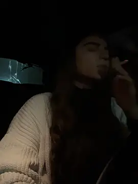 Snapshot of PureEllieX chatting on 14, 12, 2025 PureEllieX online show from 14, 12, 2025