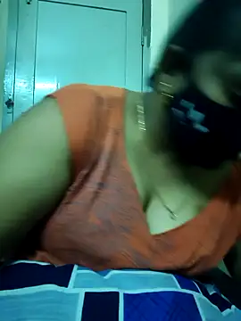 Snapshot of Paru_Tamil_Ponnu chatting on 29, 11, 2025 Paru Tamil Ponnu online show from 29, 11, 2025