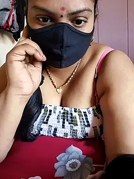 Snapshot of Paru_Tamil_Ponnu chatting on 1, 12, 2025 Paru Tamil Ponnu online show from 1, 12, 2025