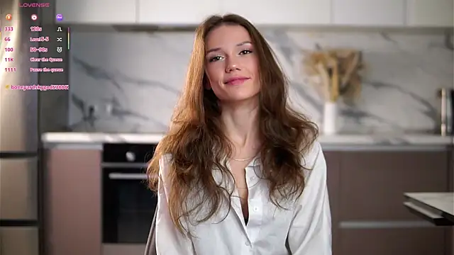 Snapshot of LucieNovembre chatting on 3, 12, 2025 LucieNovembre online show from 3, 12, 2025