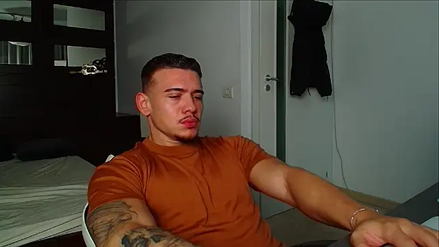 Snapshot of ElijahThorne chatting on 2, 12, 2025 ElijahThorne online show from 2, 12, 2025