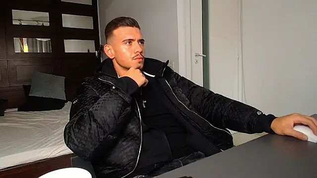 ElijahThorne online show from 24, 2, 2026