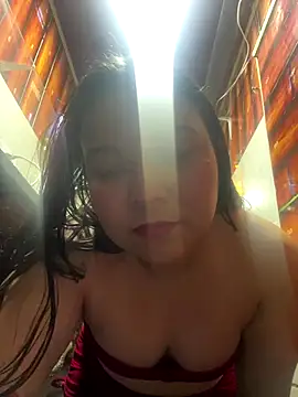 Snapshot of Sweet_Sasha_01 chatting on 16, 12, 2025 Sweet Sasha 01 online show from 16, 12, 2025