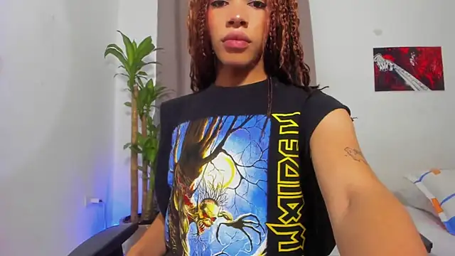 Snapshot of Catty_Noir chatting on 4, 12, 2025 Catty Noir online show from 4, 12, 2025