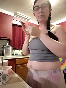 LaylaLucis online show from 14, 4, 2026