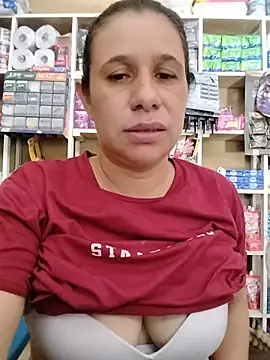 Snapshot of MIA-LARIOS chatting on 15, 7, 2026 MIA-LARIOS online show from 15, 7, 2026