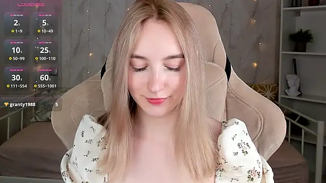 Shy Polly online show from 14, 4, 2026