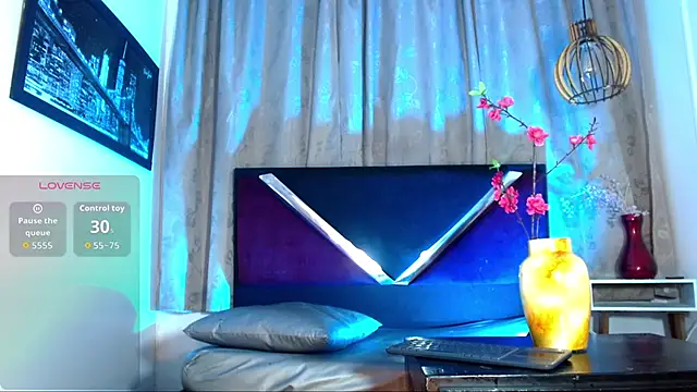 Sebastian Smith   online show from 14, 4, 2026