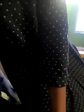 Laxmidevi000 online show from 19, 4, 2026