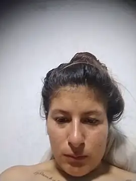 Snapshot of AnaMaria-12 chatting on 16, 12, 2025 AnaMaria-12 online show from 16, 12, 2025