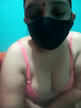 Snapshot of Priya_089 chatting on 2, 12, 2025 Priya 089 online show from 2, 12, 2025