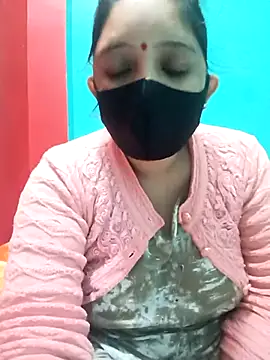 Snapshot of Priya_089 chatting on 5, 12, 2025 Priya 089 online show from 5, 12, 2025