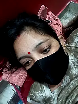 Snapshot of Priya_089 chatting on 5, 12, 2025 Priya 089 online show from 5, 12, 2025