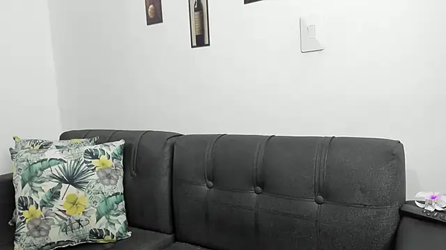 Snapshot of Violeta_Gracee chatting on 24, 11, 2025 Violeta Gracee online show from 24, 11, 2025