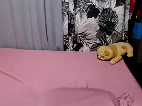 Snapshot of lovelyxmorena chatting on 3, 12, 2025 lovelyxmorena online show from 3, 12, 2025