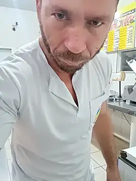 RobertoLuiz84 online show from 1, 5, 2026