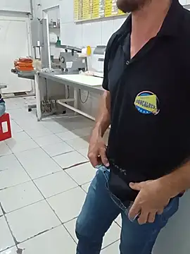 RobertoLuiz84 online show from 13, 5, 2026