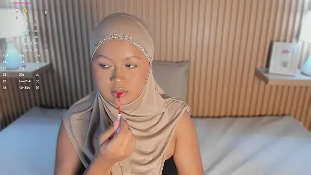 Snapshot of jasmyne_anbar chatting on 5, 12, 2025 jasmyne anbar online show from 5, 12, 2025