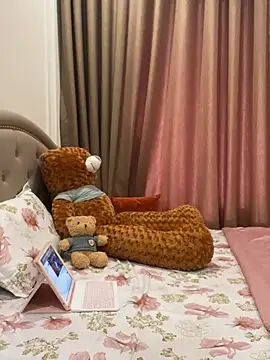 Snapshot of Queen-of-Love chatting on 16, 3, 2026 Queen-of-Love online show from 16, 3, 2026