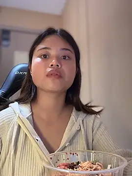 Snapshot of Toffee-00 chatting on 3, 12, 2025 Toffee-00 online show from 3, 12, 2025