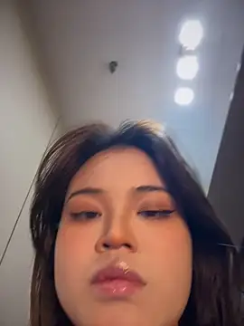 Toffee-00 online show from 31, 3, 2026