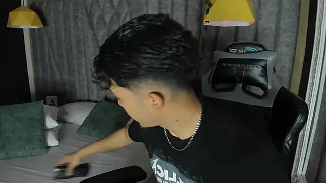 NicolaiKarav online show from 19, 4, 2026