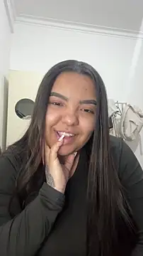 Snapshot of princezzc chatting on 14, 12, 2025 princezzc online show from 14, 12, 2025