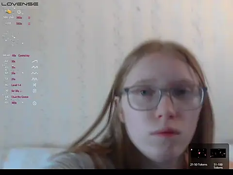 Snapshot of LustfulSarah chatting on 9, 1, 2025 LustfulSarah online show from 9, 1, 2025