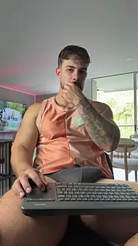 Snapshot of Valenthino_Salvatore chatting on 14, 5, 2026 Valenthino Salvatore online show from 14, 5, 2026