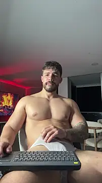 Snapshot of Valenthino_Salvatore chatting on 15, 5, 2026 Valenthino Salvatore online show from 15, 5, 2026