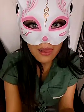 Snapshot of Mitsuarii chatting on 19, 12, 2025 Mitsuarii online show from 19, 12, 2025