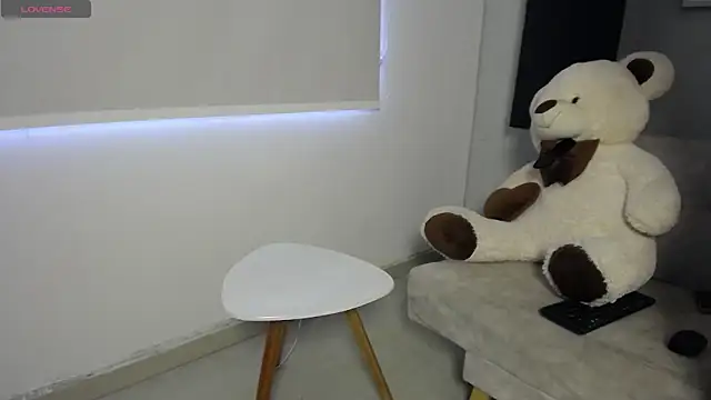 sansa stark love online show from 10, 1, 2026