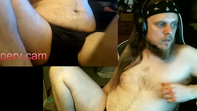 Snapshot of watchmegamer chatting on 24, 11, 2025 watchmegamer online show from 24, 11, 2025