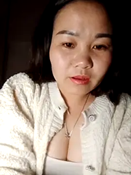 Snapshot of One-two22 chatting on 28, 11, 2025 One-two22 online show from 28, 11, 2025