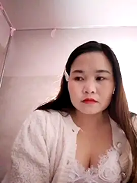 Snapshot of One-two22 chatting on 3, 12, 2025 One-two22 online show from 3, 12, 2025