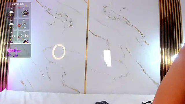 VanessaBoch online show from 9, 4, 2026