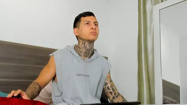 Snapshot of Andrew_sanders68 chatting on 2, 12, 2025 Andrew sanders68 online show from 2, 12, 2025