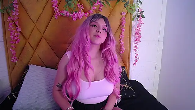 Snapshot of CandySwan chatting on 30, 11, 2025 CandySwan online show from 30, 11, 2025