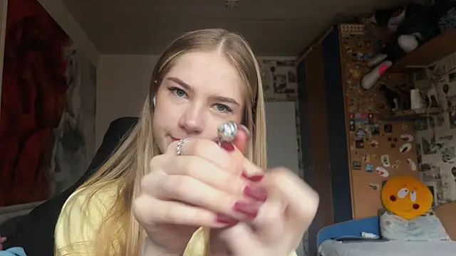 Snapshot of JesicaMortensen chatting on 28, 11, 2025 JesicaMortensen online show from 28, 11, 2025