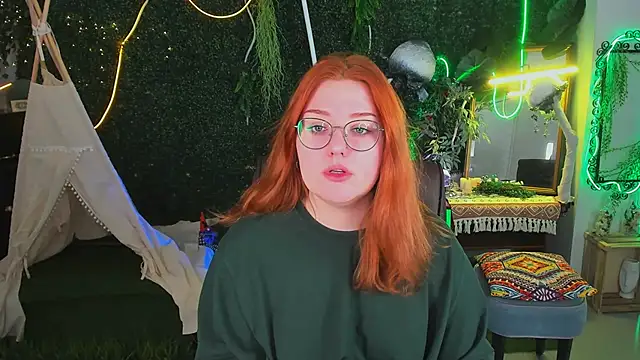 Snapshot of StaceyJensen chatting on 3, 12, 2025 StaceyJensen online show from 3, 12, 2025