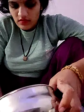 Snapshot of Hot_hania chatting on 4, 12, 2025 Hot hania online show from 4, 12, 2025