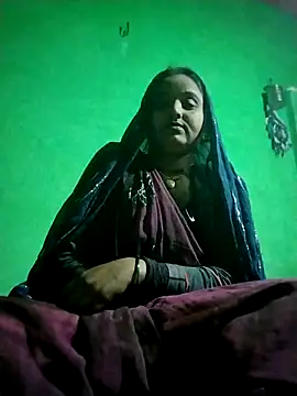 Snapshot of Pooja_hote chatting on 26, 11, 2025 Pooja hote online show from 26, 11, 2025