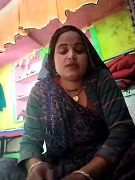 Snapshot of Pooja_hote chatting on 29, 11, 2025 Pooja hote online show from 29, 11, 2025