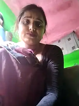 Snapshot of Pooja_hote chatting on 30, 11, 2025 Pooja hote online show from 30, 11, 2025