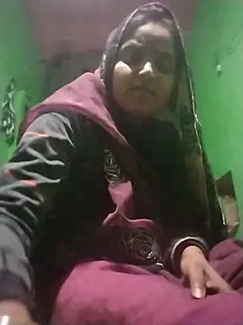 Snapshot of Pooja_hote chatting on 30, 11, 2025 Pooja hote online show from 30, 11, 2025