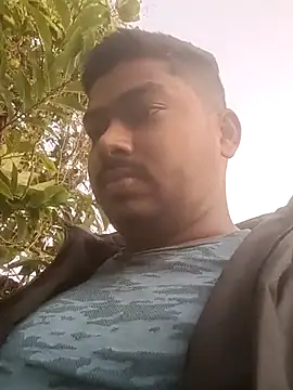 Snapshot of TeluguBoyforyou1 chatting on 4, 12, 2025 TeluguBoyforyou1 online show from 4, 12, 2025