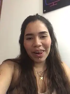 Saraa lips online show from 16, 12, 2025