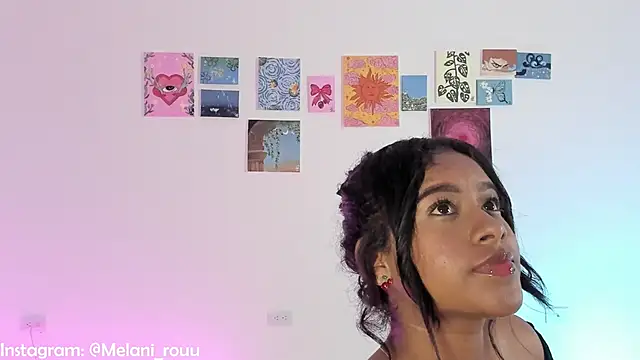 Snapshot of melrousses chatting on 16, 12, 2025 melrousses online show from 16, 12, 2025