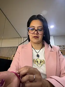 Snapshot of TAMARALEWISMD chatting on 5, 12, 2025 TAMARALEWISMD online show from 5, 12, 2025